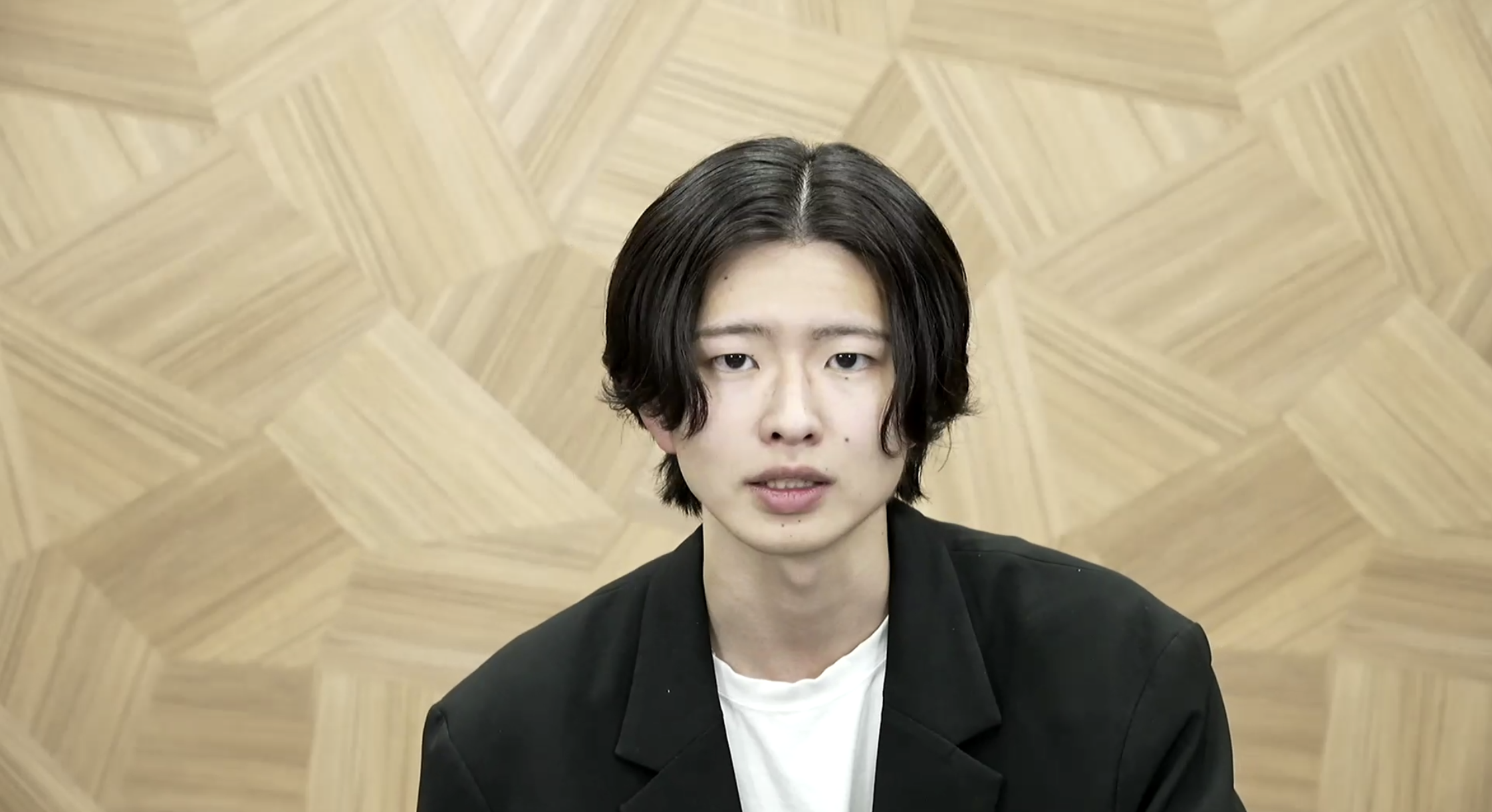 01_【商業施設・小売業界向け】業界特有の課題を解決!LINE通知メッセージ実践セミナー 〜導入事例から学ぶ、会員向け通知設計と来店・購買・継続につなげる活用のポイント〜
