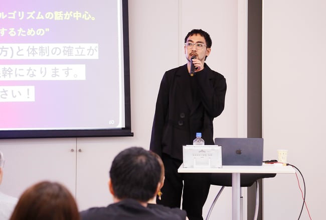 02_TikTok Shopは「検索しないEC」をどう変えるか　売上を左右する動画量と“検討併存型”の日本市場